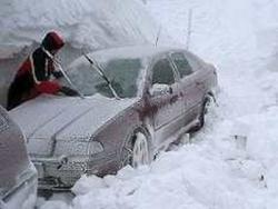 В Донецкой области из снежных заносов освободили 360 авто