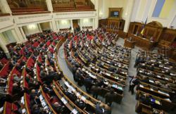 Верховная Рада приняла закон об отказе от внеблокового статуса Украины