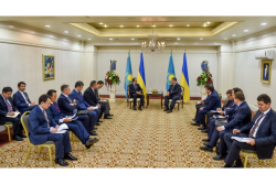 Официальный визит Петр Порошенко в Казахстан