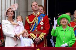 В Лондоне отмечают 90-летие королевы