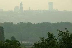  В Госпродпотребслужбе назвали причину смога в Киеве 