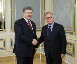 Президент Украины провел встречу с Председателем Венецианской комиссии