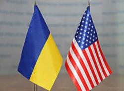 Порошенко поблагодарил США за 25 лет неизменной поддержки Украины