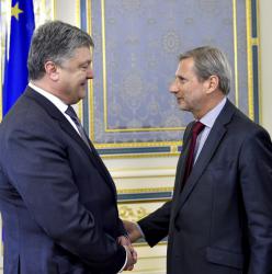 Президент провел встречу с Комиссаром ЕС по вопросам европейской политики соседства и переговоров по расширению