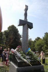 В Киеве представили новый памятник героям АТО