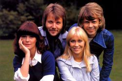 ABBA возвращаются: группа заявила о виртуальном воссоединении и турне