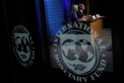 В Украине начала работу миссия МВФ