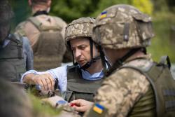 Президент Украины Владимир Зеленский посетил передовые позиции ВСУ на Луганщине