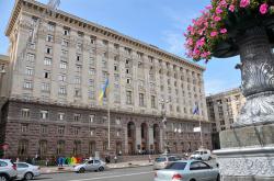 КСУ назначил на 12 декабря рассмотрение вопроса о полномочиях президента назначать главу КГГА