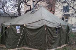 В Украине развернули палатки для сортировки больных коронавирусом