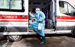 В Киеве коронавирусом заболели трое медиков