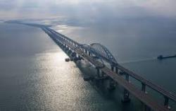 Россия запустила грузовое железнодорожное сообщение по Крымскому мосту