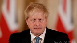 Премьер Великобритании признал промахи властей в борьбе с коронавирусом