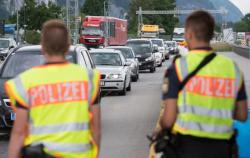 Черногория запретила въезд украинцам, путешествующим на автомобиле