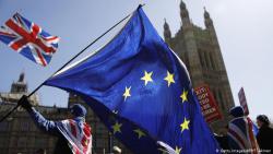 ЕС и Великобритания возобновили переговоры о последствиях "Брекзита"