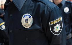 В Киеве задержали по подозрению в сбыте наркотиков сотрудника полиции