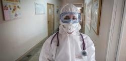 С начала эпидемии коронавируса из киевских больниц уволились больше 7000 сотрудников