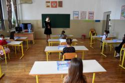 В Украине 9 600 учителей болеют COVID-19