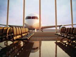 Кабмин не планирует вводить ограничения на международные авиасообщения