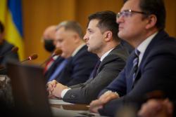 Зеленский: Украина продолжит закрепленный в Конституции стратегический курс - обретение полноправного членства в ЕС и НАТО