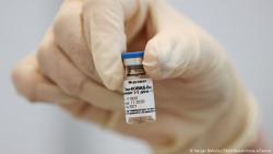 Венгрия первой в ЕС закупает вакцину "Спутник V"
