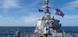 Два американских эсминца покидают Черное море