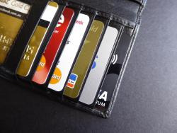 Нацбанк планирует расширить использование корпоративных платежных карт
