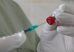 В Украине началась вакцинация от коронавируса