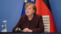 Меркель выступает против запретов на экспорт вакцин от коронавируса