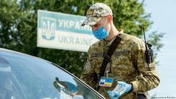 Украина может запретить въезд иностранцам без отрицательного теста на COVID-19