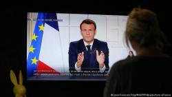 Франция вводит общенациональный карантин на месяц