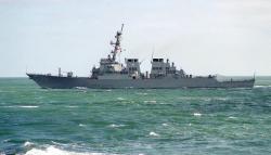 Американский эсминец следует к Черному морю