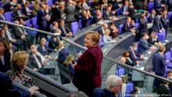 Полномочия Ангелы Меркель на посту канцлера ФРГ официально завершены