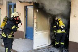 В гимназии Киева вспыхнул пожар: эвакуировали 1500 детей